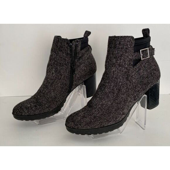 Kellie and Kathie Women’s Black and White Size 7.5 Ankle Boots Pre Owned - Picture 2 of 6